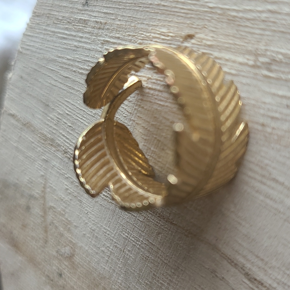 Gold Plated ring - Picture 3 of 4